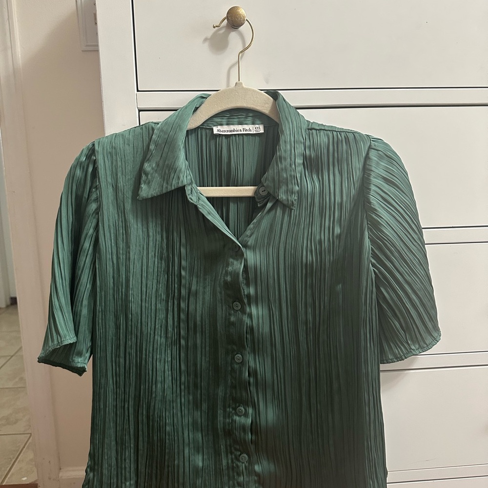 Abercrombie & Fitch Short Sleeve Button Down Shirt